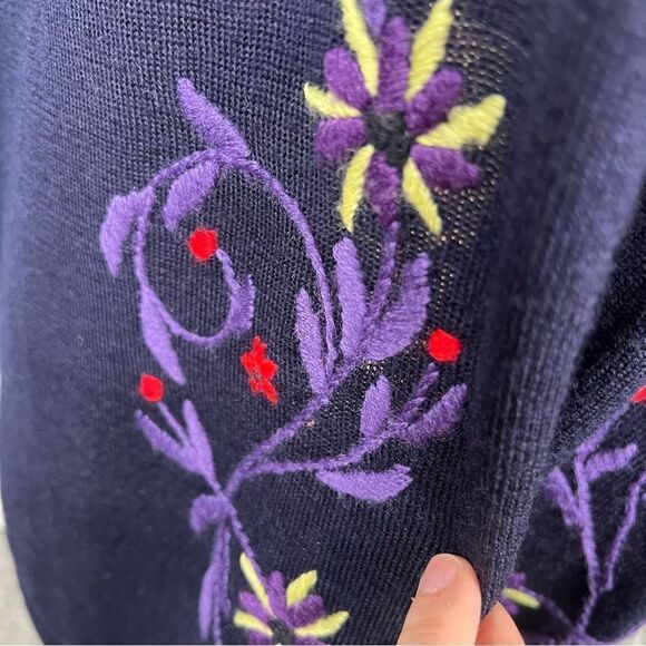 Sz OS Elvi Vintage Black Purple Floral Embroidered Sweater Vest - Picture 6 of 10
